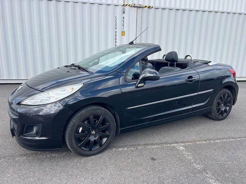 Gebraucht Peugeot 207 CC Platinum 120 PS (88 kW) 2012 Schwarz Cabrio