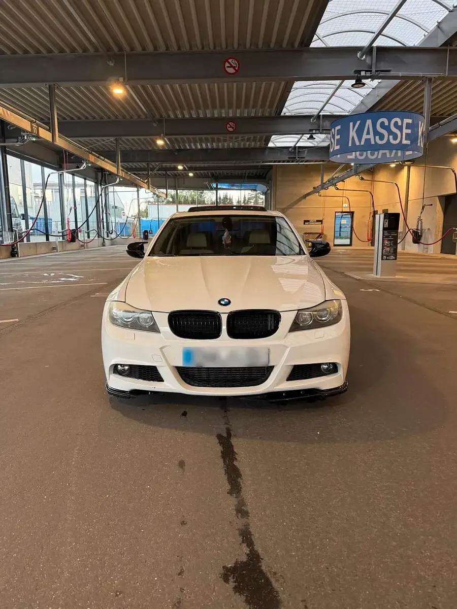 Gebraucht BMW 335 306 PS (225 kW) 2009 Weiß Limousine