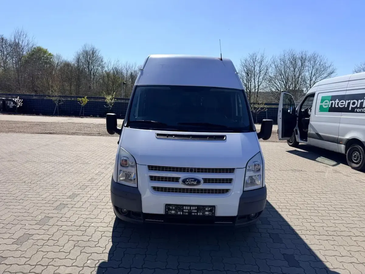 Używany Ford Transit Trend 125 KM (91 kW) 2014 Biały Kombi