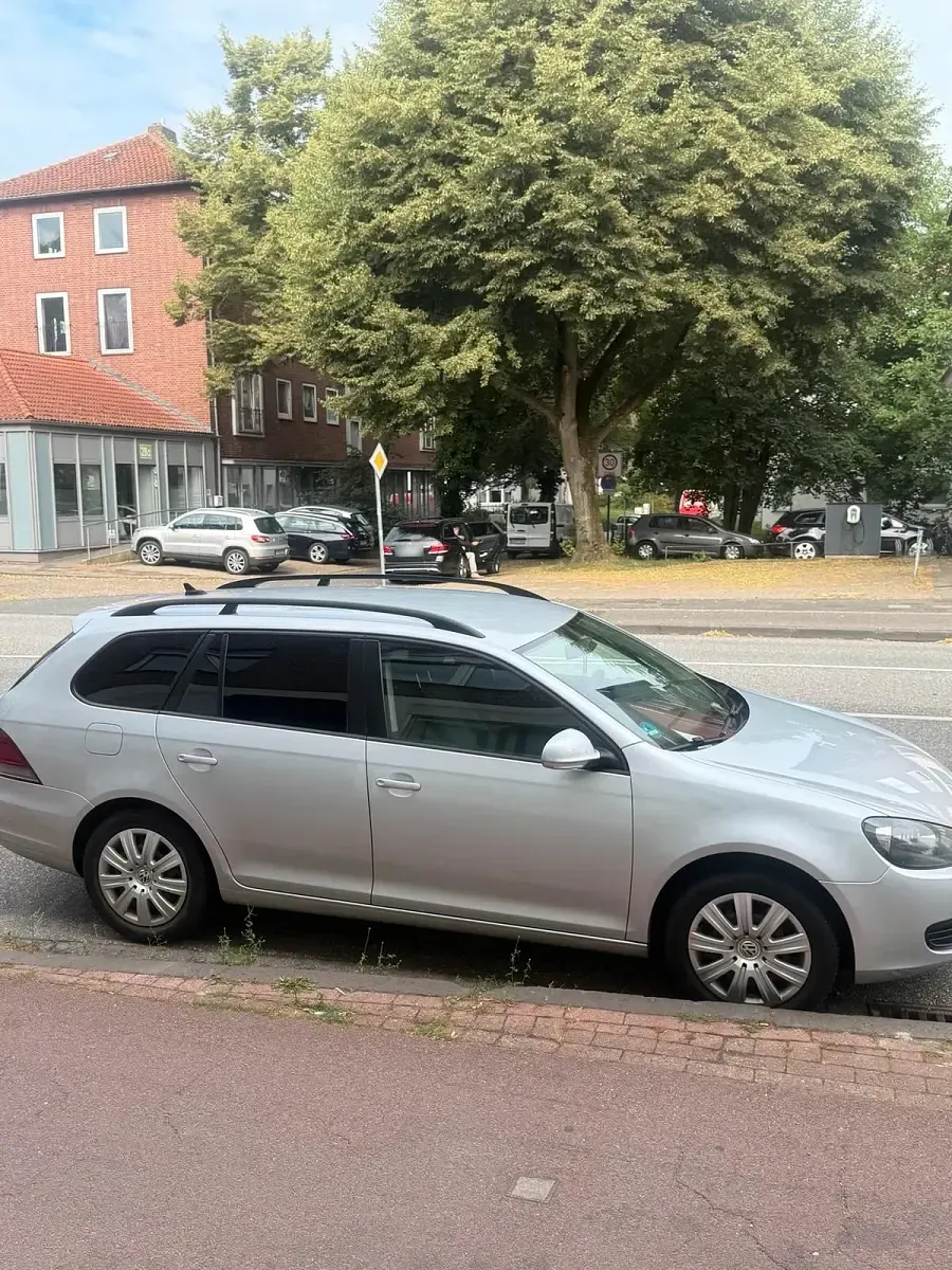 Gebraucht VW CC 140 PS (102 kW) 2011 Grau Limousine