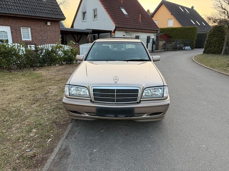 Gebraucht Mercedes C200 136 PS (100 kW) 2000 Limousine