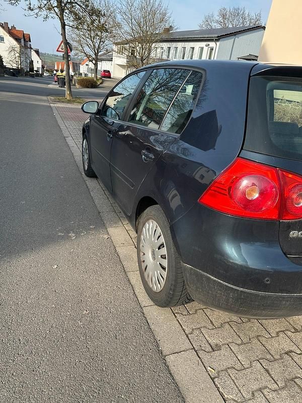 Second-hand VW Golf V 80 CP (58 kW) 2007 Albastru Hatchback