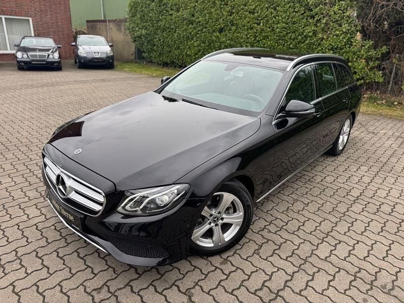 Gebraucht Mercedes E200 Avantgarde 184 PS (135 kW) 2018 Schwarz Limousine