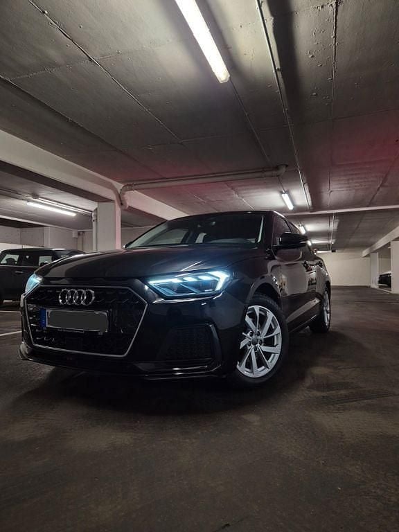 Schwarz Gebraucht 2019 Audi A1 Sportback Kleinwagen | 16.100 € (Fairer Preis) - Bild 1/4