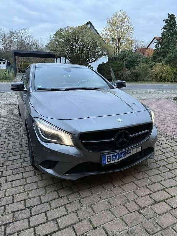 Gebraucht 2013 Mercedes CLA200 Urban Coupé | 13.500 € (Guter Preis) - Bild 1/4