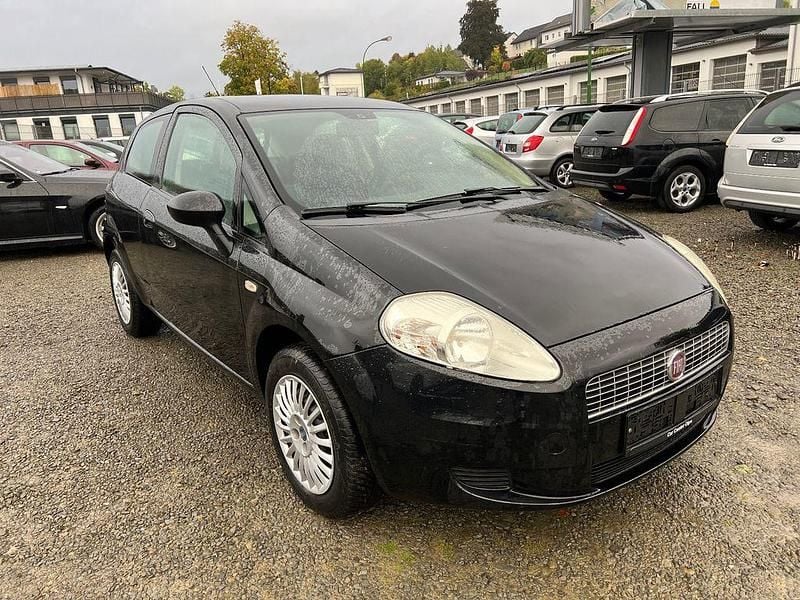 Gebraucht Fiat Grande Punto Dynamic 77 PS (56 kW) 2007 Schwarz Kleinwagen