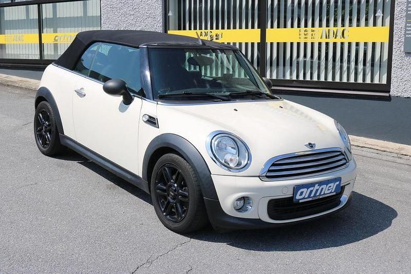 Weiß Gebraucht 2012 Mini One Cabriolet Cabrio | 6.900 € (Fairer Preis) - Bild 1/4