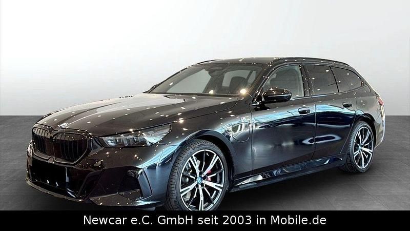 Schwarz Gebraucht 2025 BMW 530e Performance Limousine | 68.650 € - Bild 1/4