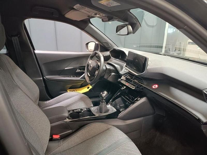 Gebraucht Peugeot 2008 Allure 101 PS (74 kW) 2025 Schwarz SUV