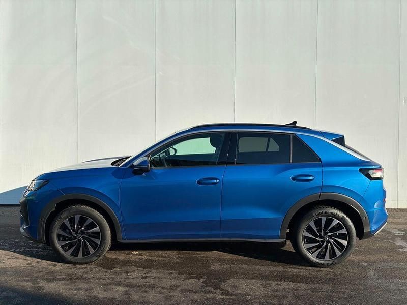 Neu VW T-Roc Life 116 PS (85 kW) 2026 Blau SUV