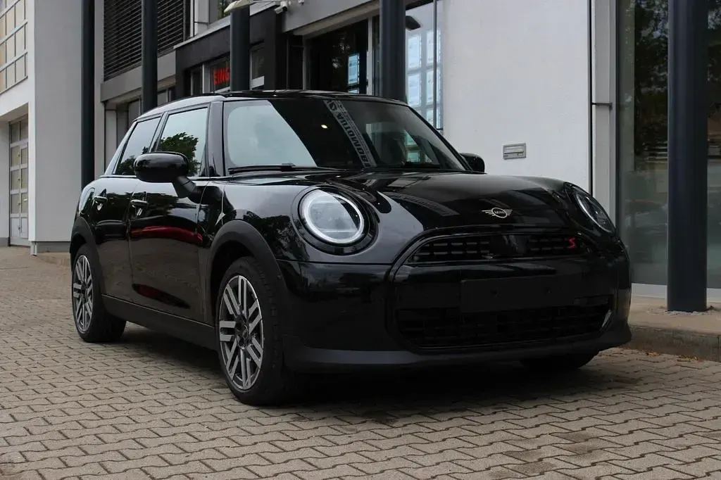 Gebraucht Mini Cooper S Classic 204 PS (150 kW) 2025 Schwarz Kleinwagen