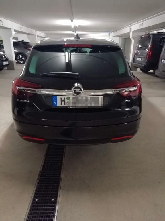 Gebraucht Opel Insignia Edition 136 PS (100 kW) 2015 Schwarz Kombi