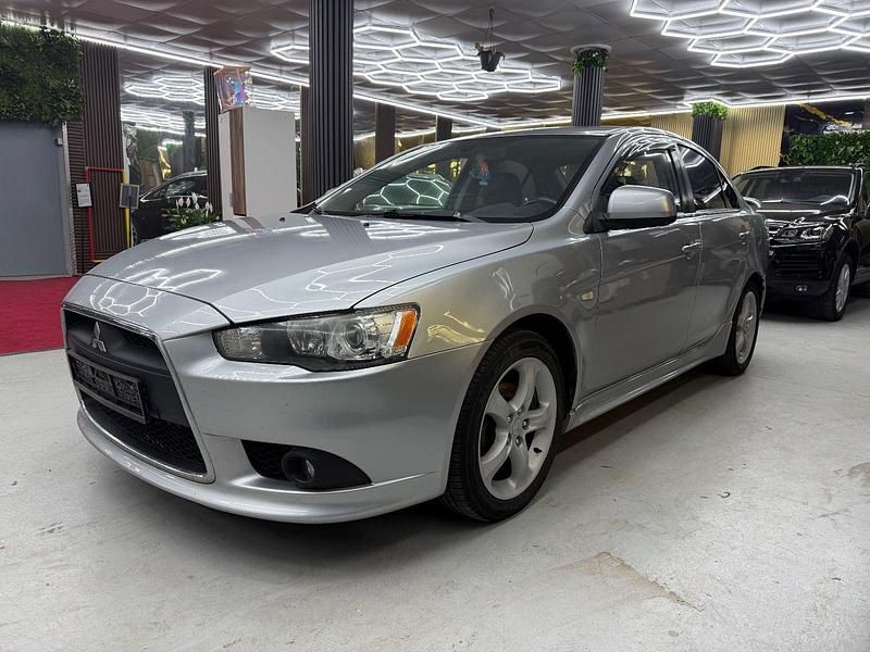 Silber Gebraucht 2008 Mitsubishi Lancer Instyle Limousine | 1.990 € (Guter Preis) - Bild 1/4
