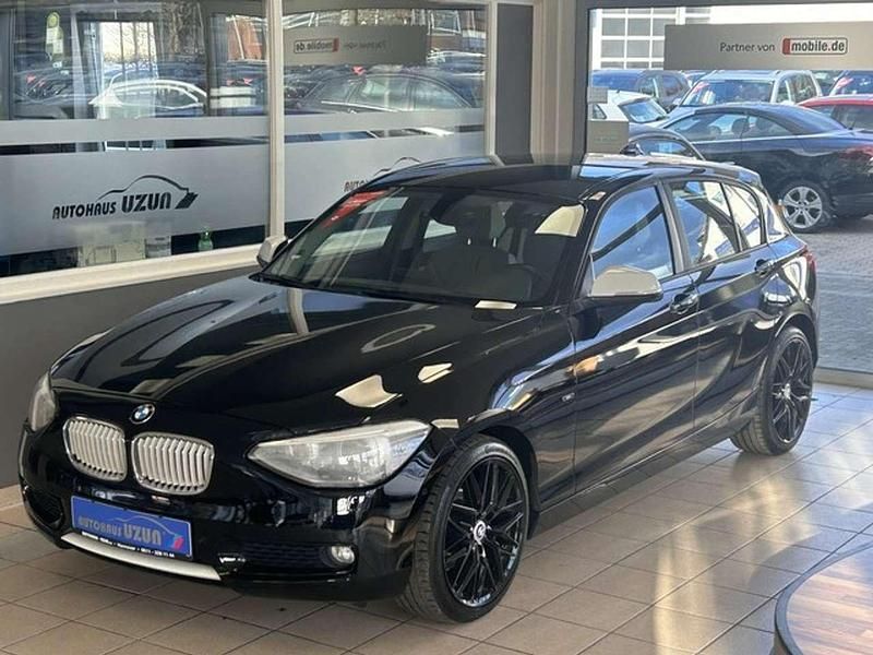 Schwarz Gebraucht 2011 BMW 116 Urban Line Kleinwagen | 7.990 € (Fairer Preis) - Bild 1/3