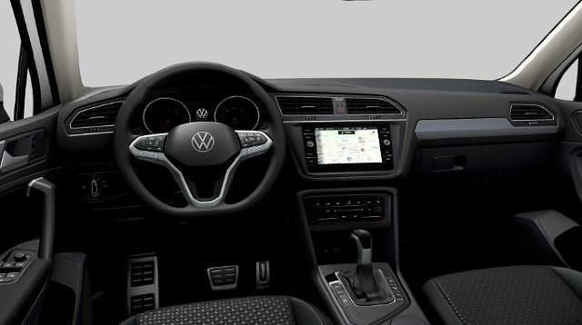 Gebraucht VW Tiguan Active 150 PS (110 kW) 2023 Oryxweiß perlmutteffekt SUV