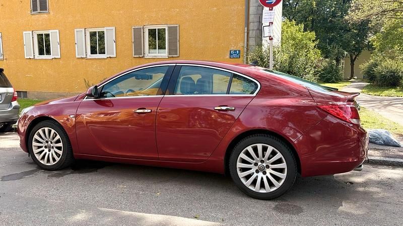 Rot Gebraucht 2009 Opel Insignia Limousine | 10.800 € - Bild 1/4