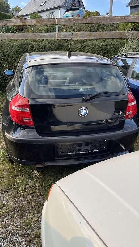 Schwarz ii Gebraucht 2008 BMW 116 Kleinwagen | 2.999 € (Fairer Preis) - Bild 1/4