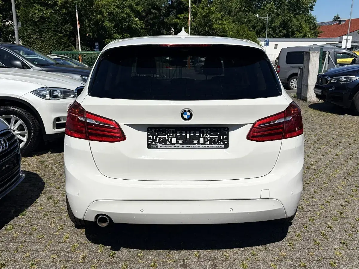 Gebraucht BMW 216 Basis 116 PS (85 kW) 2016 Weiß Kombi