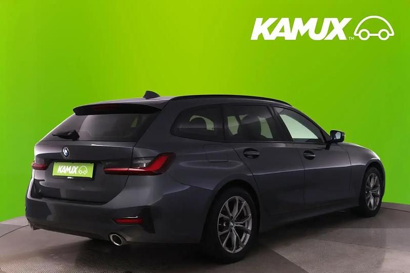 Gebraucht BMW 320 184 PS (135 kW) 2021 Silber / grau Kombi