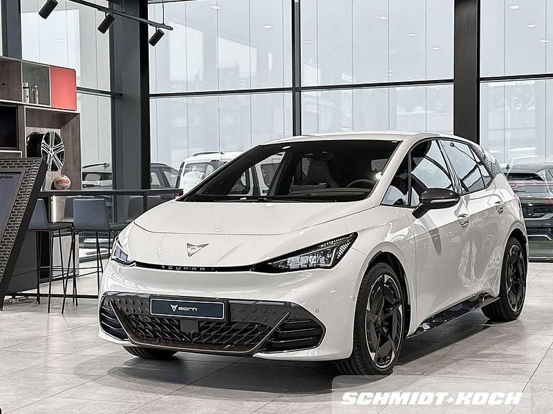Neu Cupra Born 169 kW (231 PS) 2026 Glacial white (weiß) Kleinwagen
