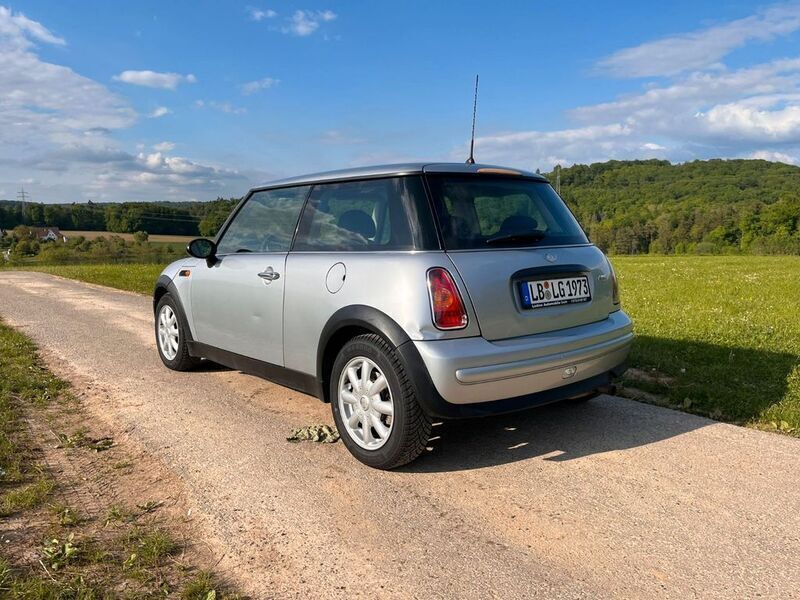 Silber Gebraucht 2001 Mini ONE Kleinwagen | 1.450 € (Guter Preis) - Bild 1/4