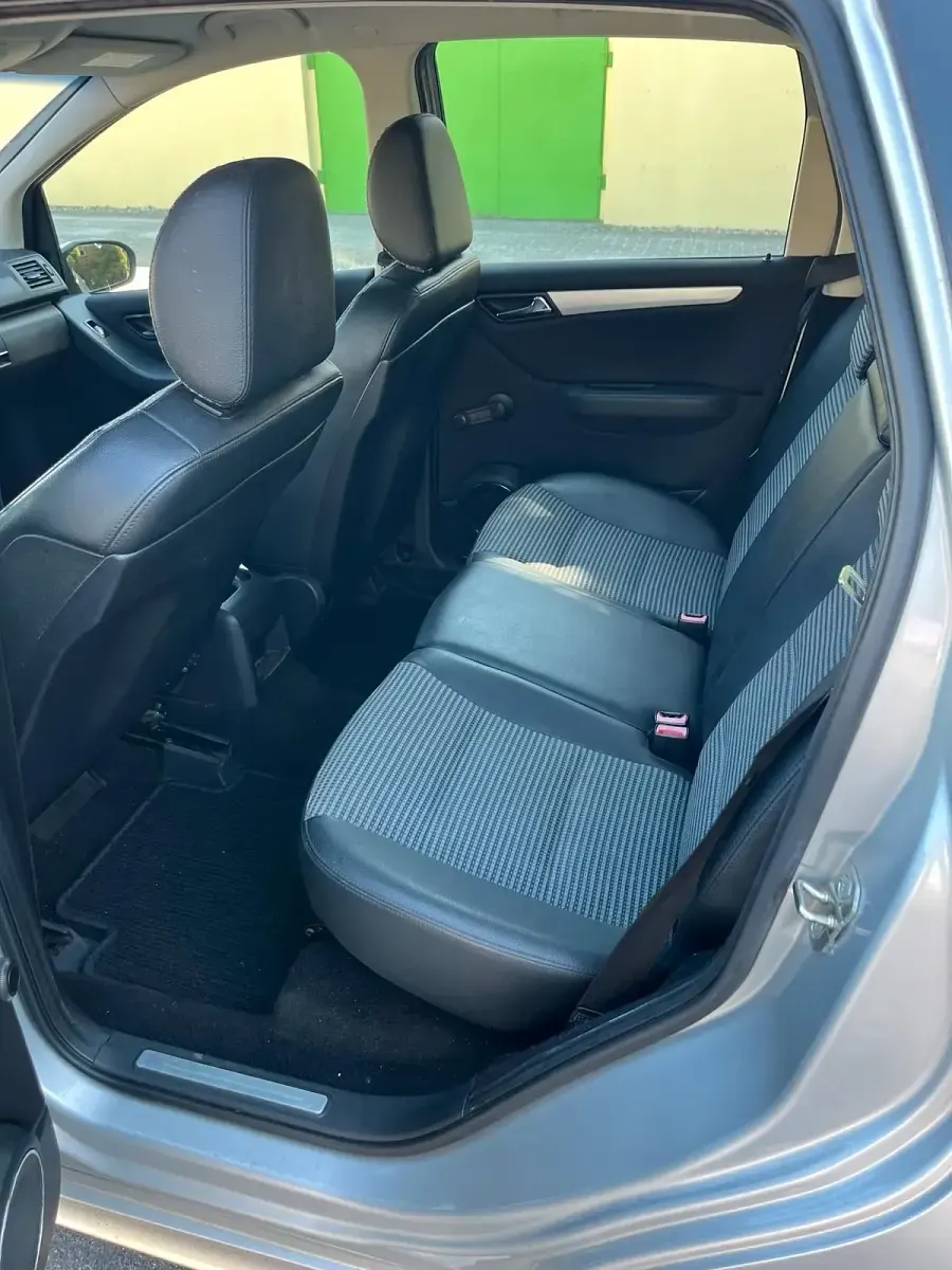 Gebraucht Mercedes A150 95 PS (69 kW) 2006 Grau Kleinwagen