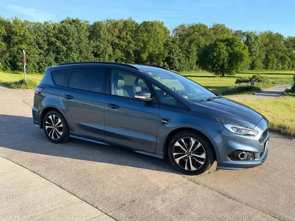 Gebraucht Ford S-MAX ST-Line 165 PS (121 kW) 2019 Blau Van / Kleinbus