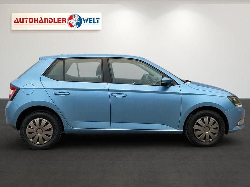 Gebraucht Skoda Fabia Style 90 PS (66 kW) 2016 Blau Limousine