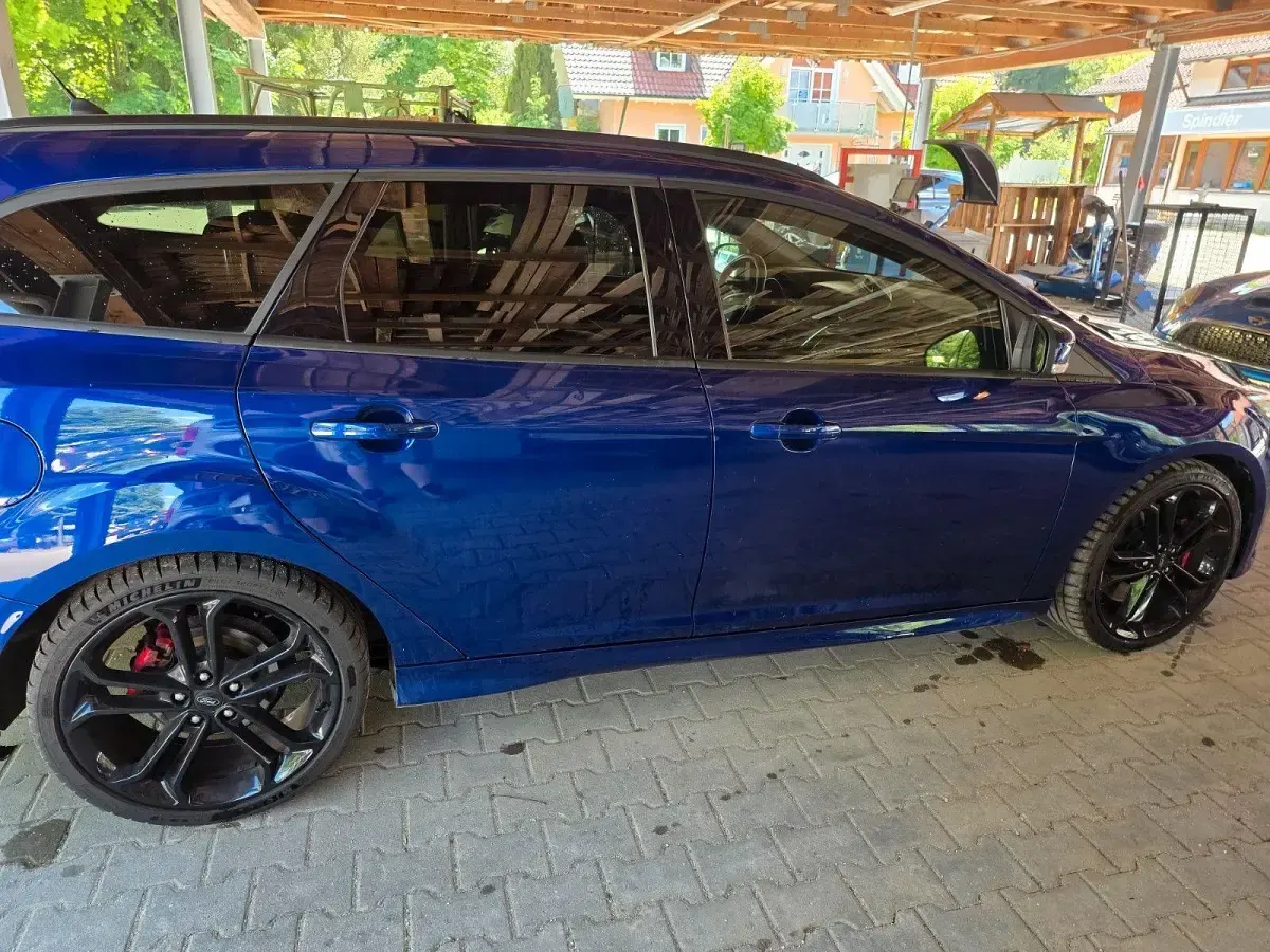 Gebraucht Ford Focus ST 185 PS (136 kW) 2018 Blau Kombi