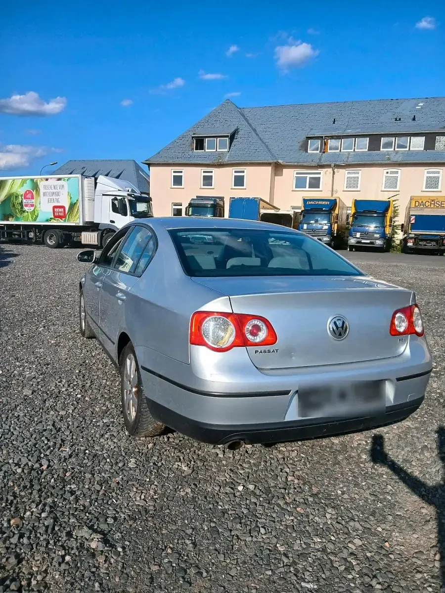 Gebraucht VW Passat 2005 Silber Limousine
