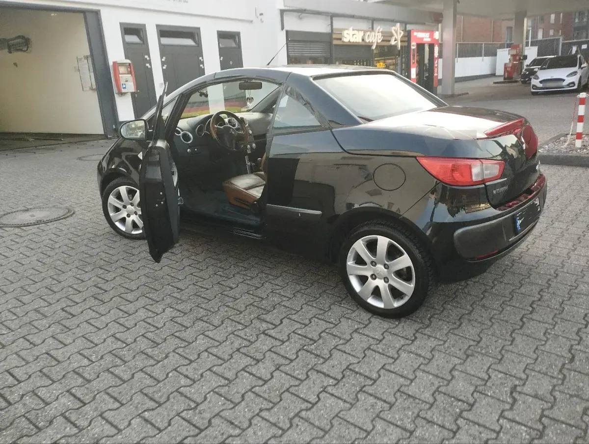 Gebraucht Mitsubishi Colt 106 PS (77 kW) 2006 Schwarz Cabrio