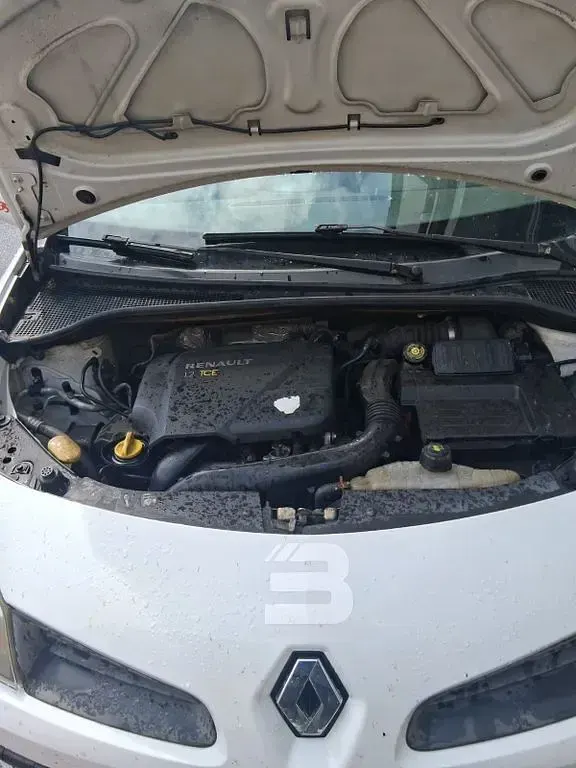 Brugt Renault Clio II Dynamique 101 HK (74 kW) 2008 Hvid Sedan