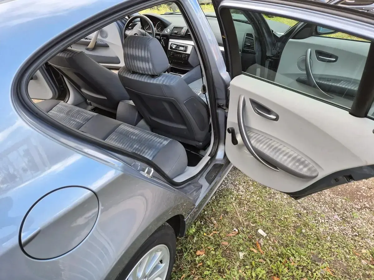 Gebraucht BMW 116 116 PS (85 kW) 2004 Braun Kleinwagen