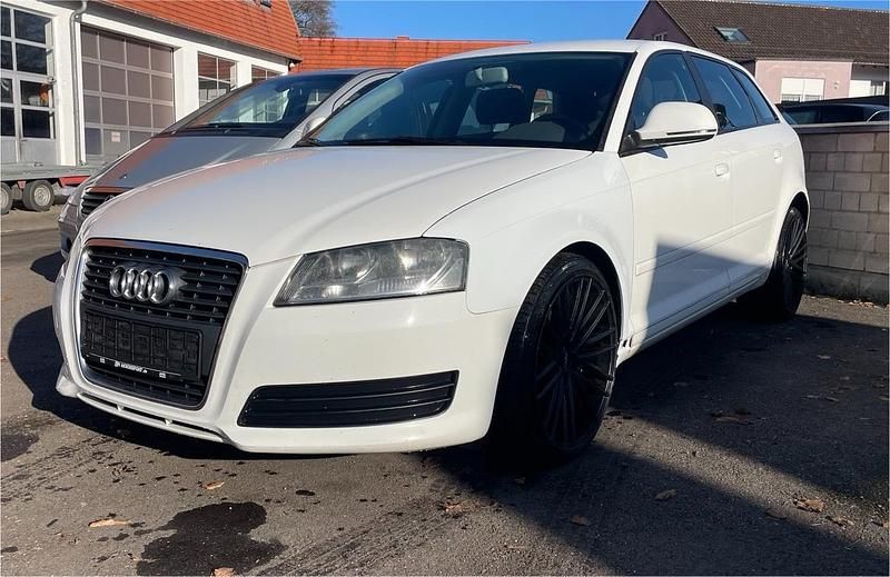 Gebraucht Audi A3 140 PS (102 kW) 2009 Weiß Kleinwagen