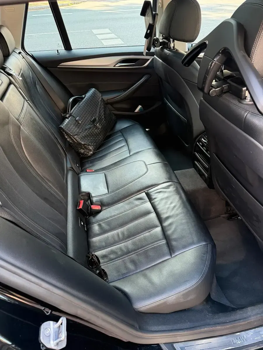 Gebraucht BMW 520 190 PS (139 kW) 2017 Schwarz Kombi