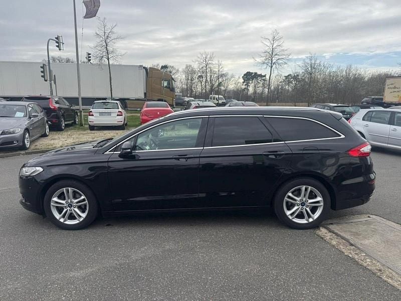 Gebraucht Ford Mondeo Titanium 239 PS (175 kW) 2015 Schwarz Kombi