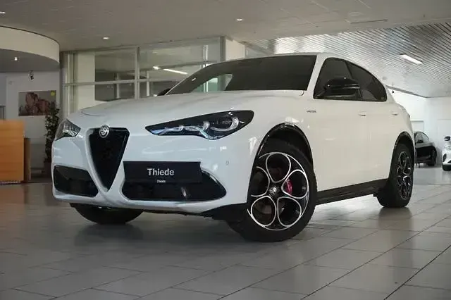 Gebraucht Alfa Romeo Stelvio Veloce 209 PS (153 kW) 2024 Bianco SUV