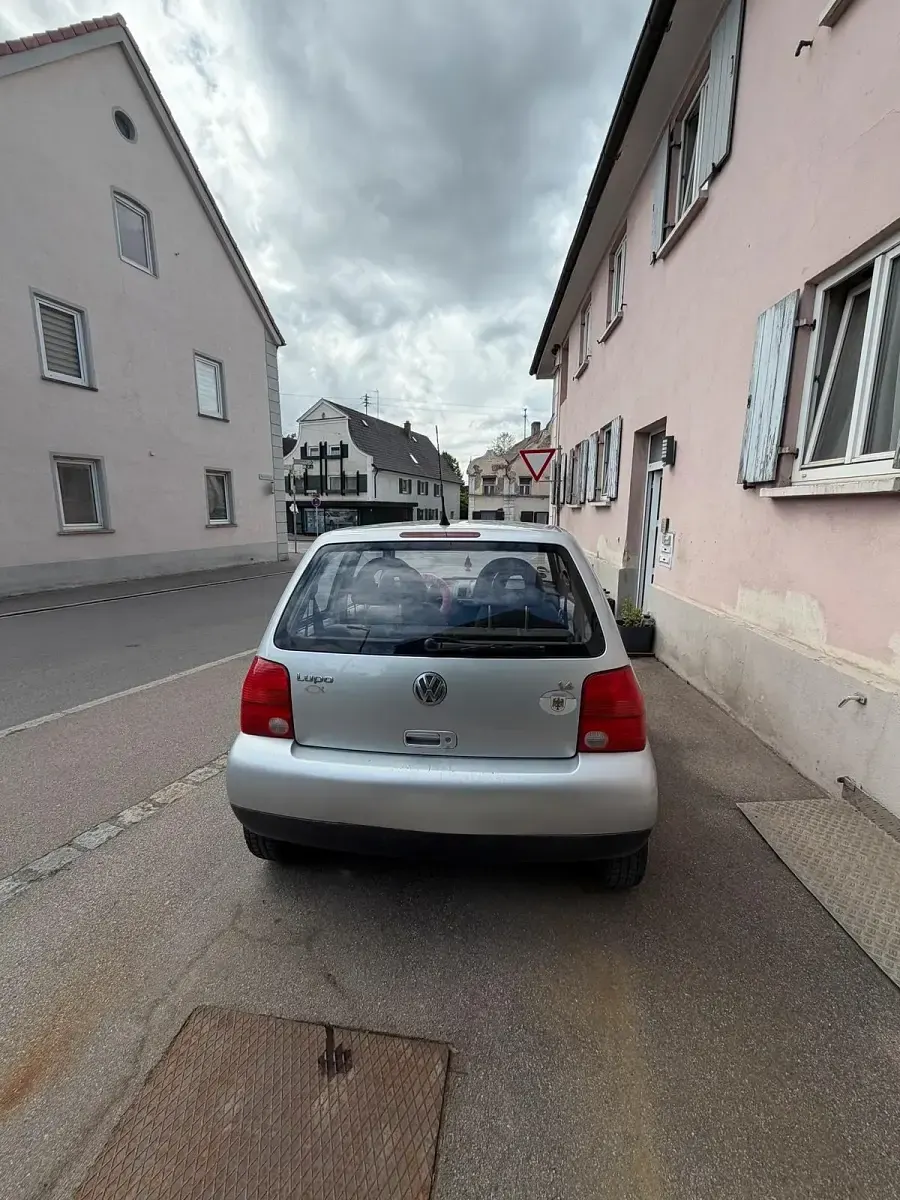 Gebraucht VW Lupo 75 PS (55 kW) 2001 Silber Kleinwagen