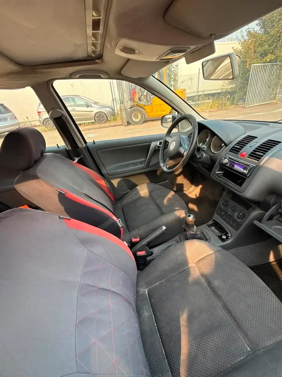 Gebraucht VW Polo 60 PS (44 kW) 2000 Schwarz Limousine