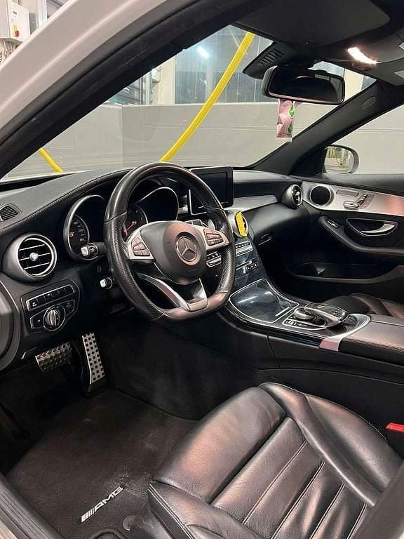 Gebraucht Mercedes C250 AMG line 204 PS (150 kW) 2015 Weiß Limousine