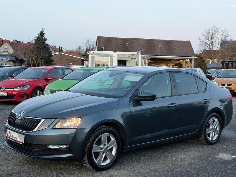 Gebraucht Skoda Octavia Ambition 150 PS (110 kW) 2018 Grau Limousine