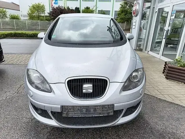 Gebraucht Seat Altea Comfort 140 PS (102 kW) 2009 Luna grey, luna grey Van / Kleinbus
