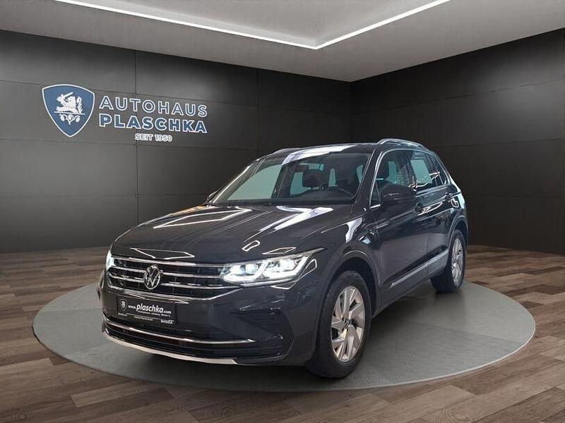 Gebraucht VW Tiguan Elegance 190 PS (139 kW) 2022 Uranograu SUV