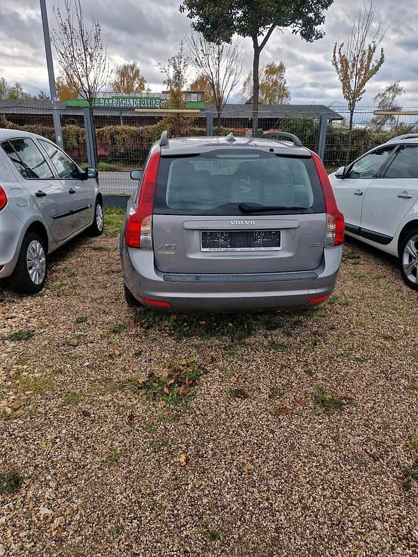 Gebraucht Volvo V50 140 PS (102 kW) 2008 Grau Kombi