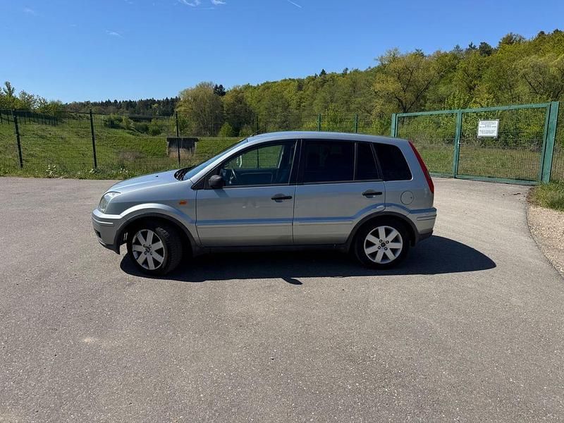 Gebraucht Ford Fusion 101 PS (74 kW) 2004 Silber Kleinwagen