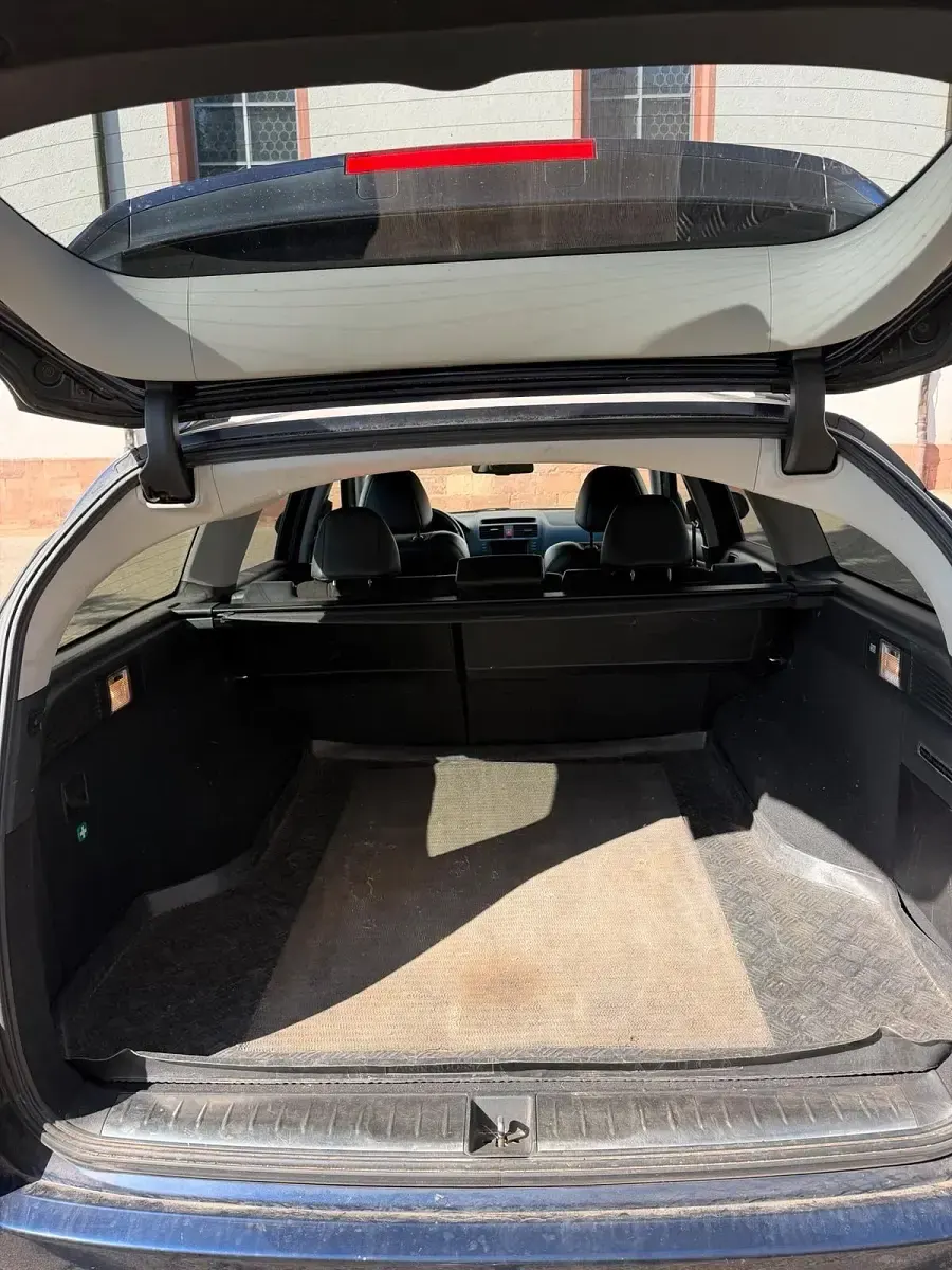 Gebraucht Honda Accord 140 PS (102 kW) 2006 Blau Kombi