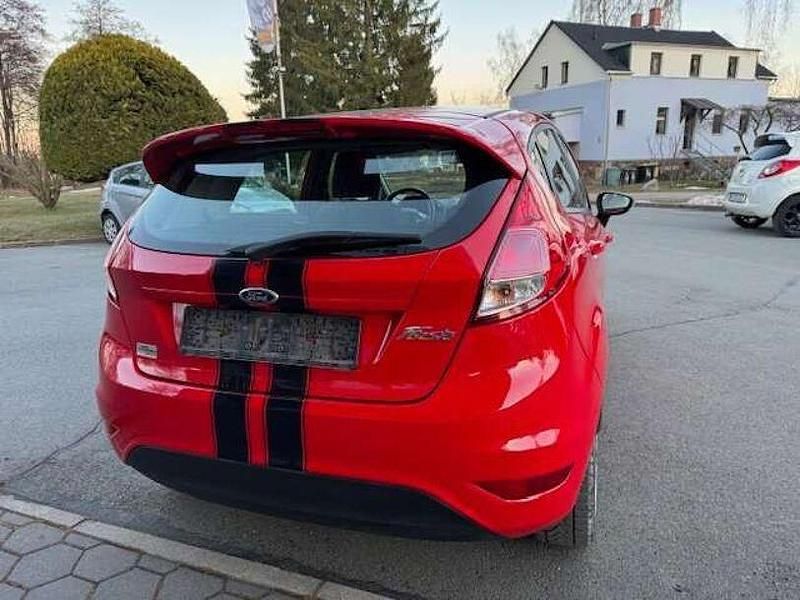 Gebraucht Ford Fiesta 82 PS (60 kW) 2014 Racerot Limousine
