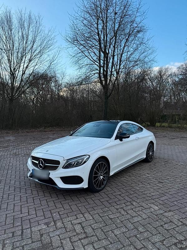 Usata Mercedes C250 2017 Bianco Coupé