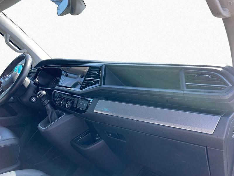 Gebraucht VW Multivan 150 PS (110 kW) 2022 Weiß Van