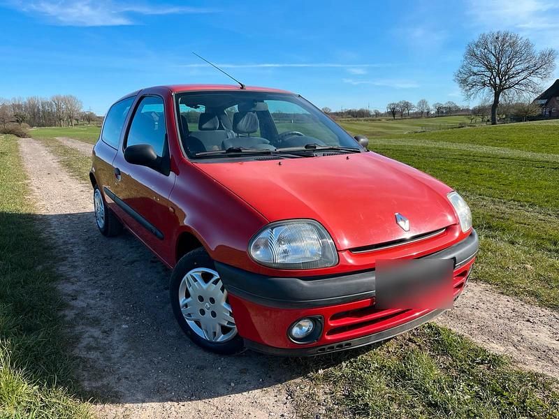 Gebraucht Renault Clio II 58 PS (42 kW) 1998 Rot Kleinwagen